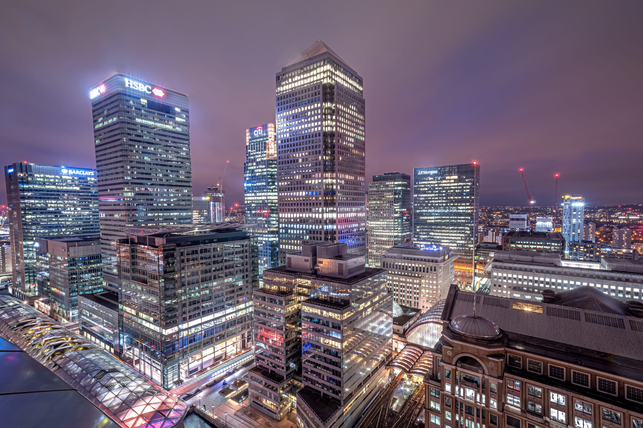 things to do in Canary Wharf - The Skyscrapers