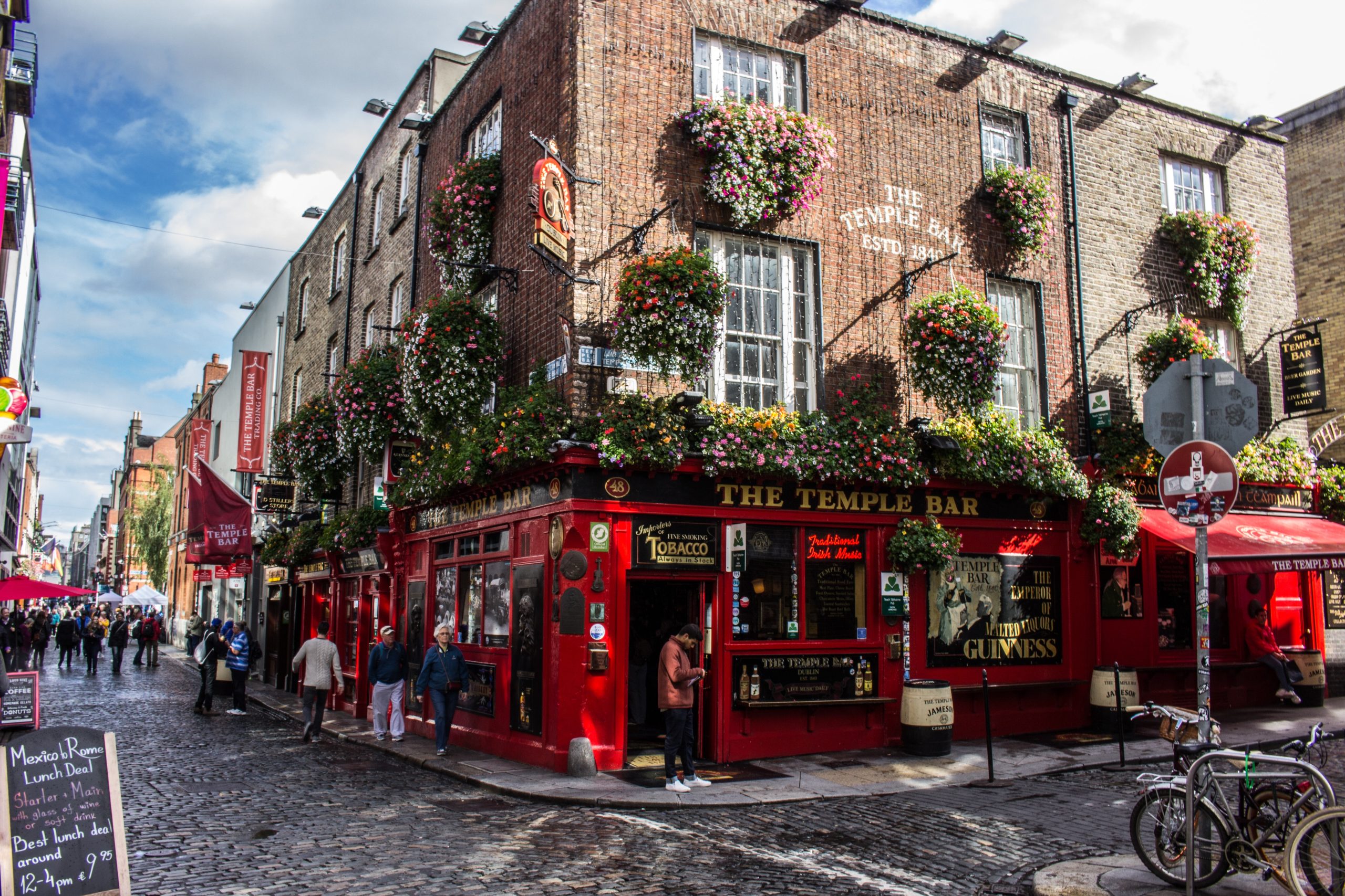 Top Things To Do in Dublin - The Temple Bar Dublin